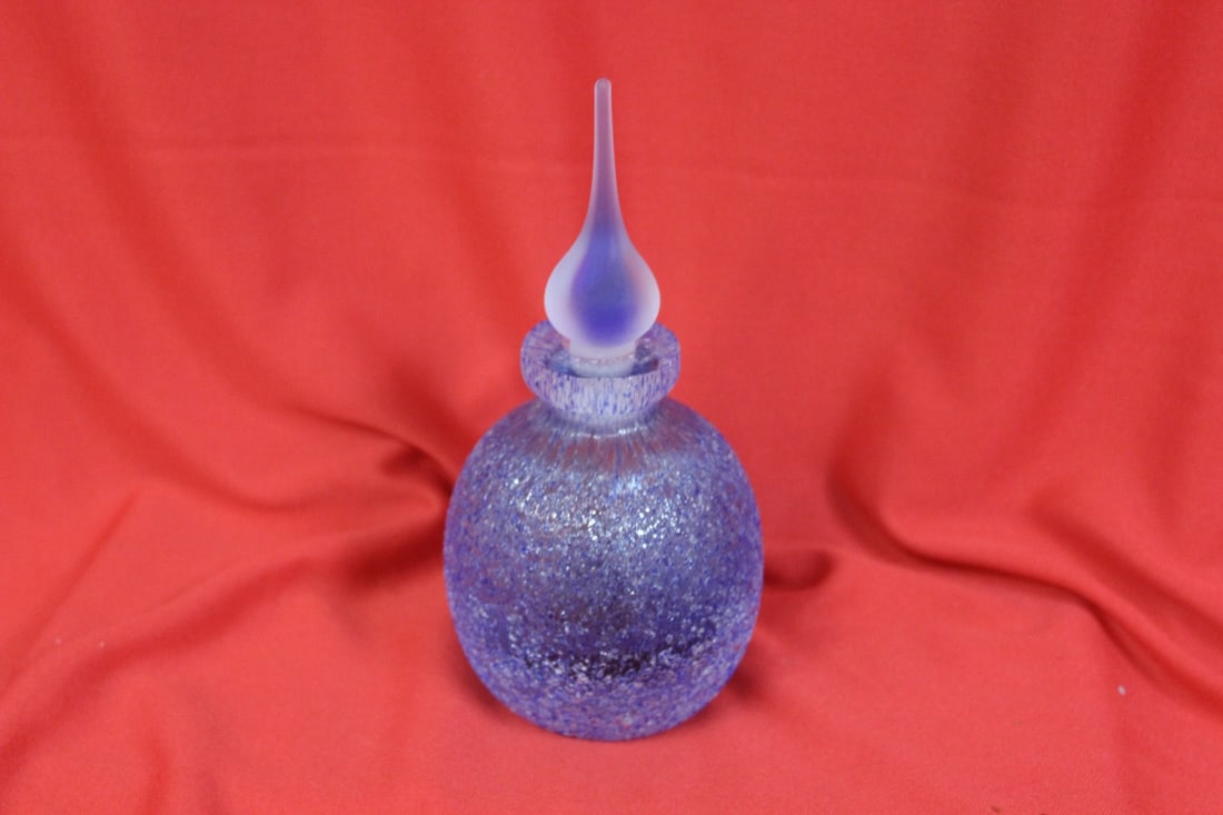 An Art Glass Perfume Bottle - 2