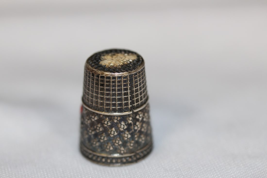 A Stering and Enamel Thimble - 2
