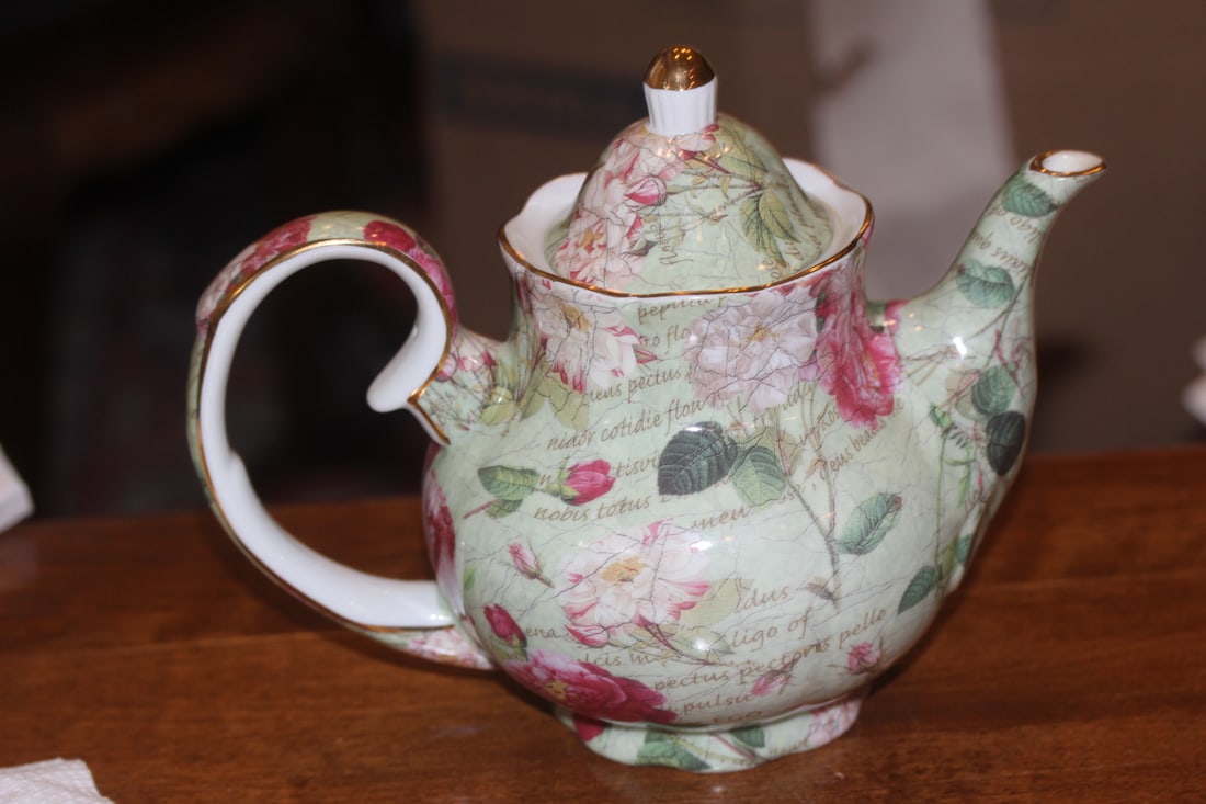 Royal Danube Ceramic Teapot - 2