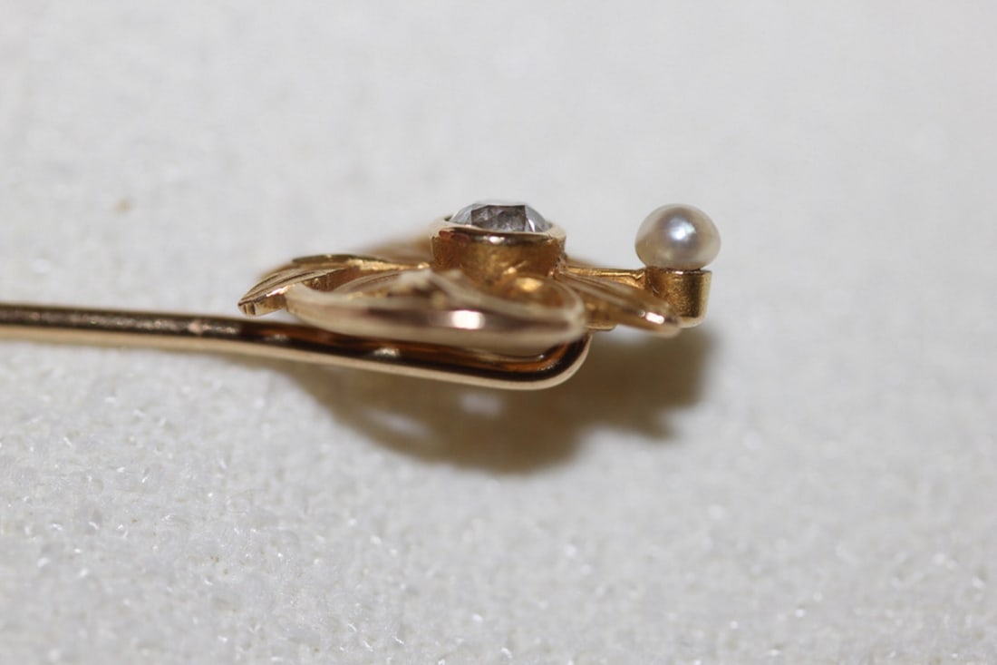 14k Gold Diamond And Pearl Pin - 4