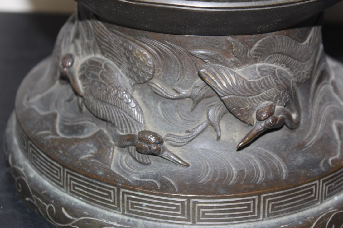 An Antique Japanese Bronze Lamp Base - 3