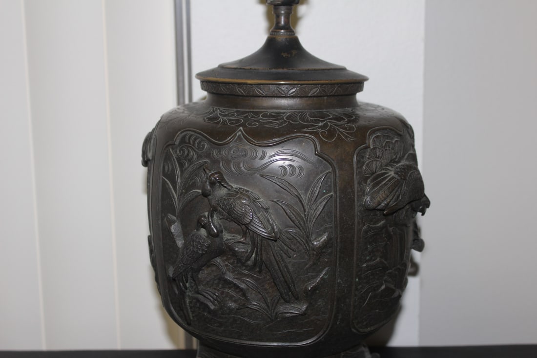 An Antique Japanese Bronze Lamp Base - 6