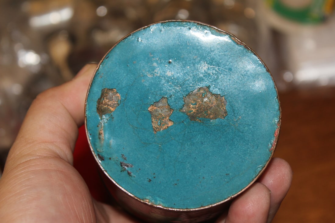 Antique Chinese Cloisonne Cylinder Container - 3