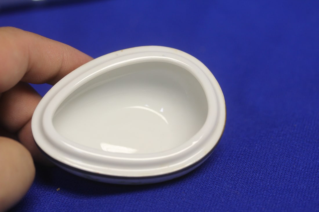 A Vintage Japanese Trinket Box - 4
