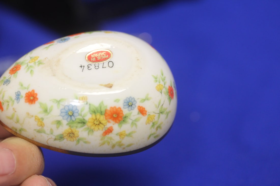 A Vintage Japanese Trinket Box - 6