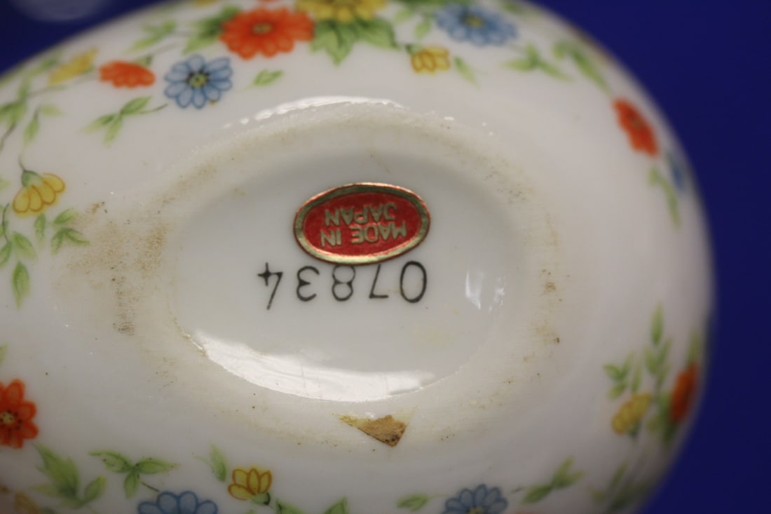 A Vintage Japanese Trinket Box - 7