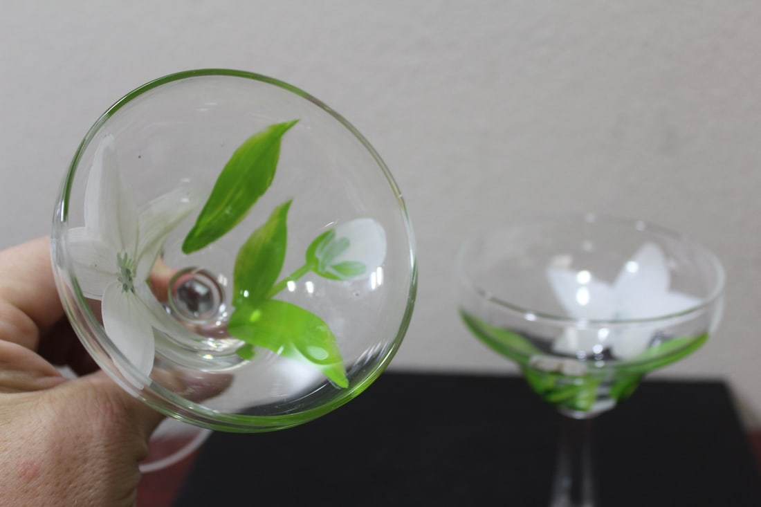 A Pair of Hand Painted Glass Goblets - 6