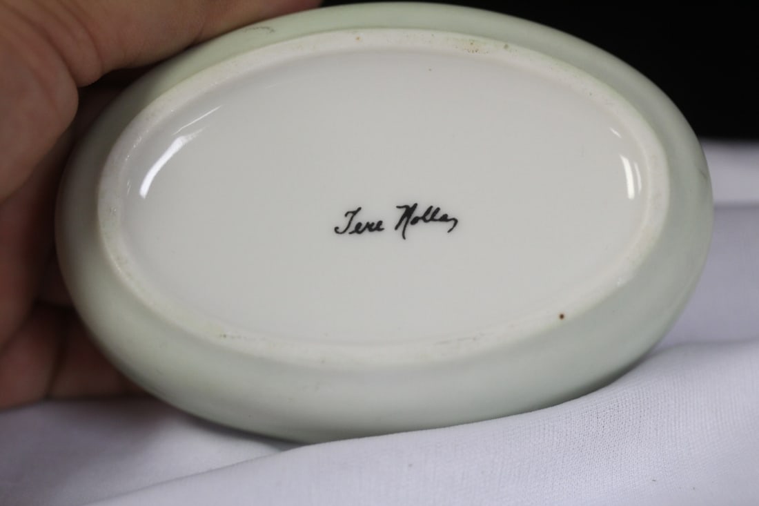 A Signed Nolley? Porcelain Box - 5
