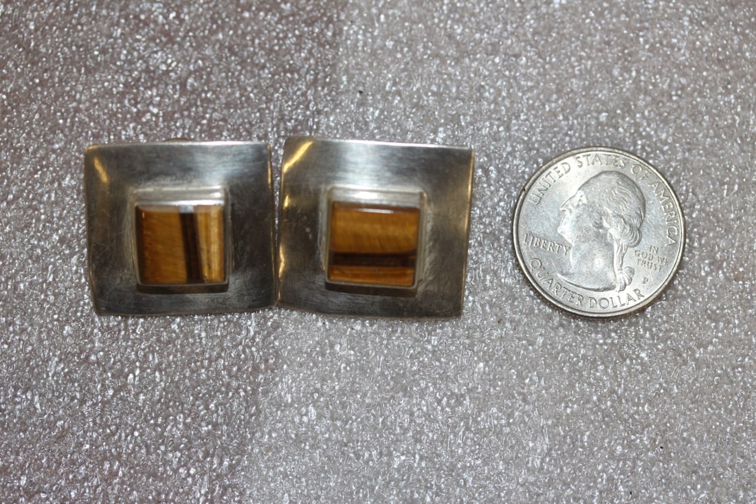 A Pair of Sterling and Tiger Eye Earrings - 4