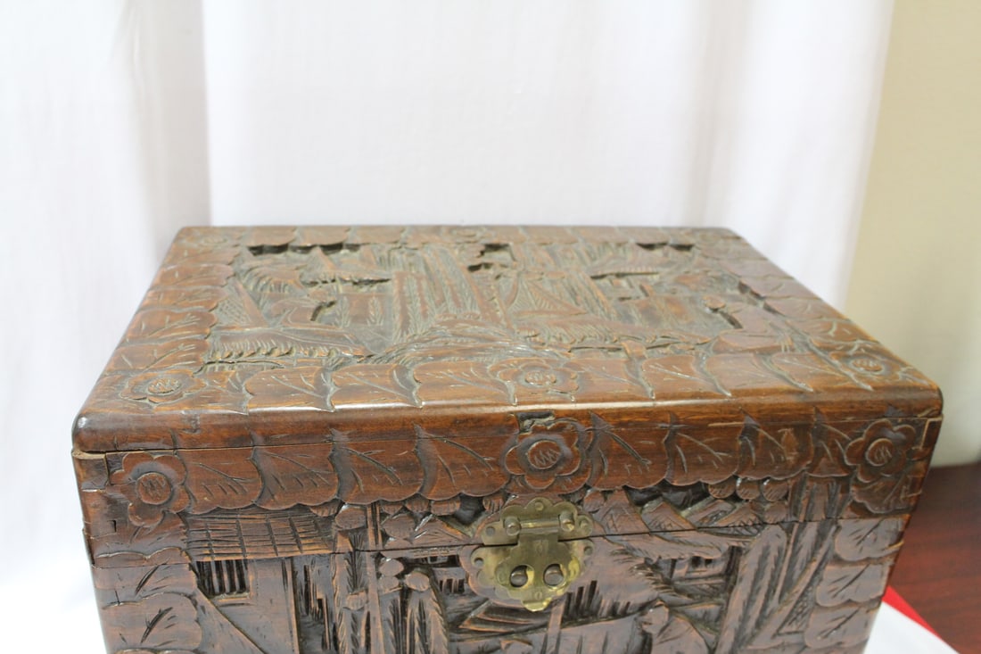 A Vintage Chinese Camphor Wood Box - 3