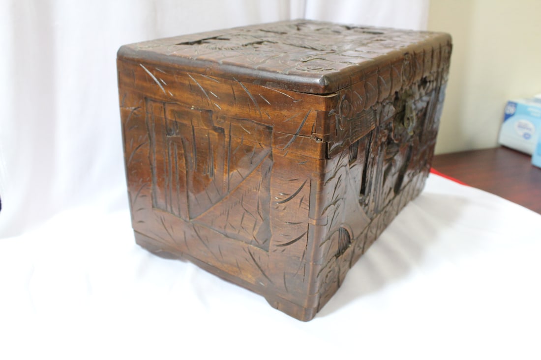 A Vintage Chinese Camphor Wood Box - 4