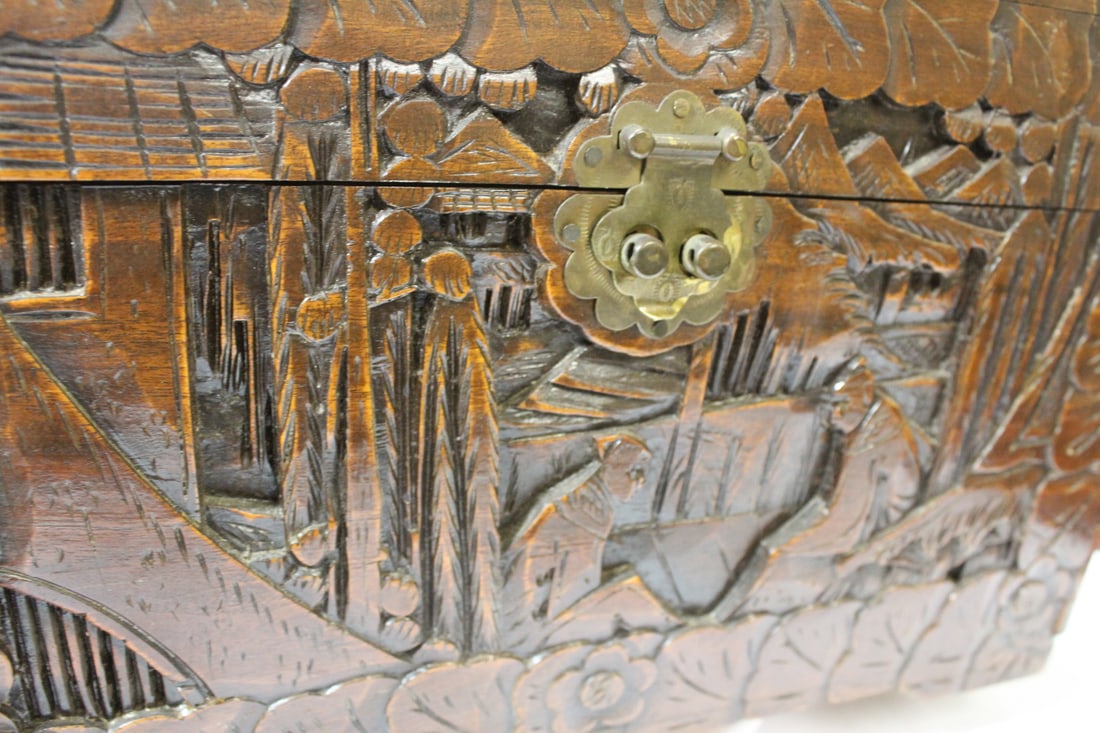 A Vintage Chinese Camphor Wood Box - 8