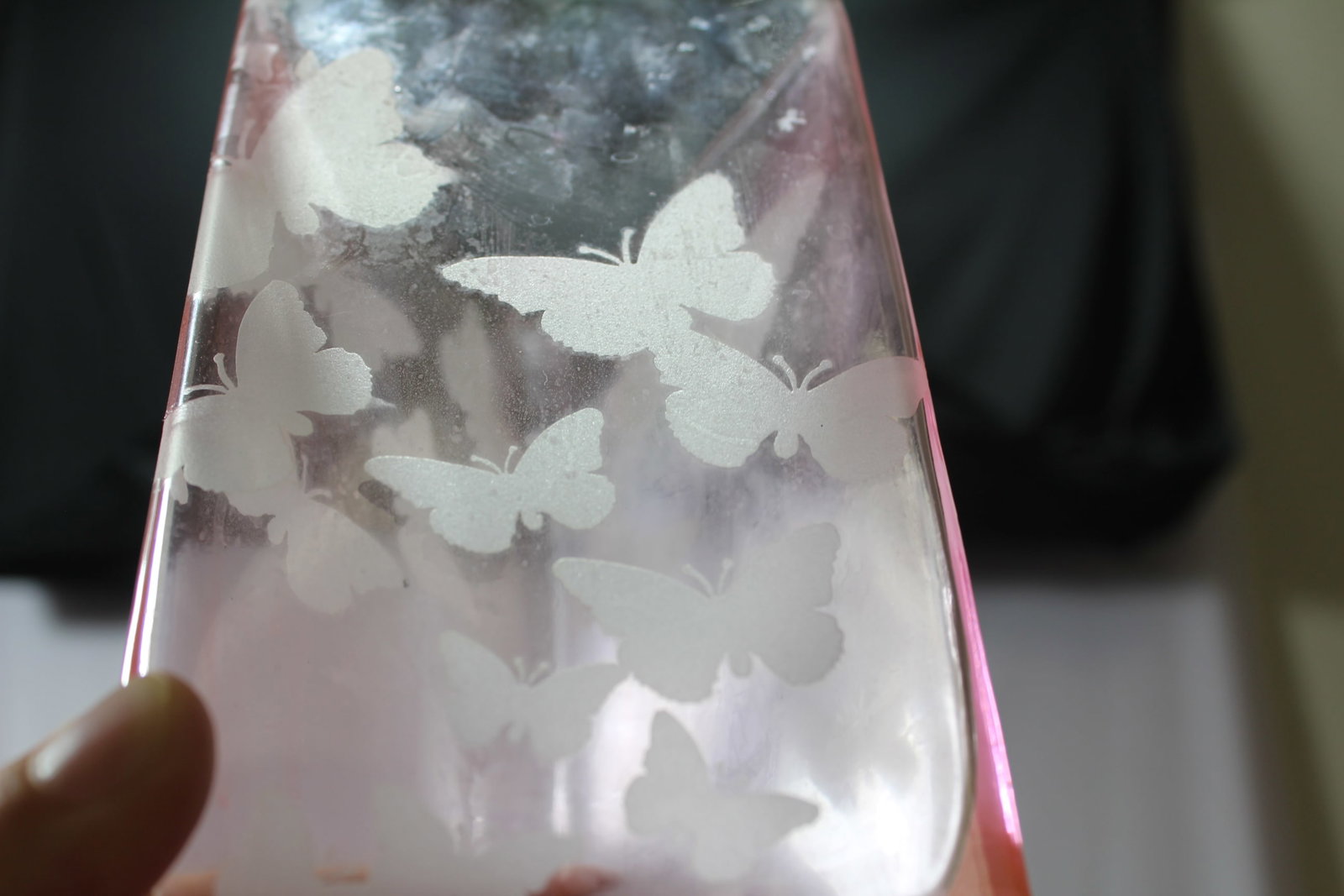 A Pink Etched Glass Butterfly Vase - 4