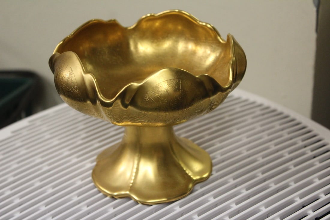 Gold Gilted Porcelain Compote - 3