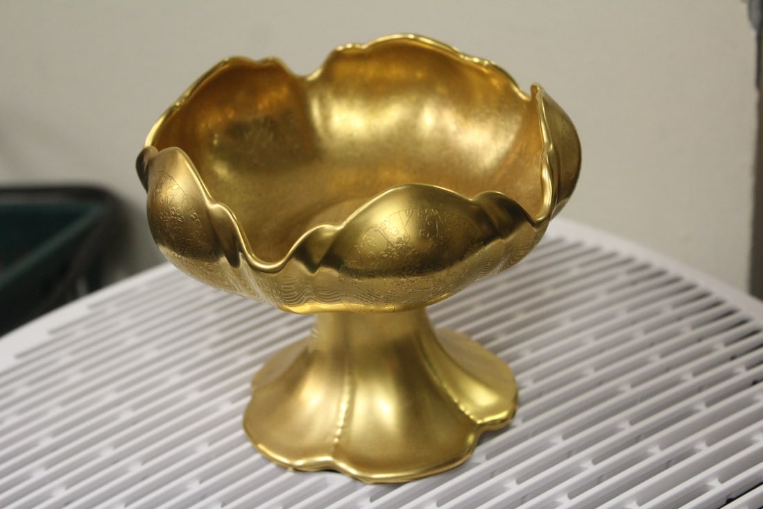 Gold Gilted Porcelain Compote - 4