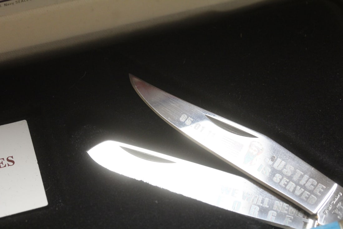 September 9/11 Commemorative Pocket Knife Set - 4