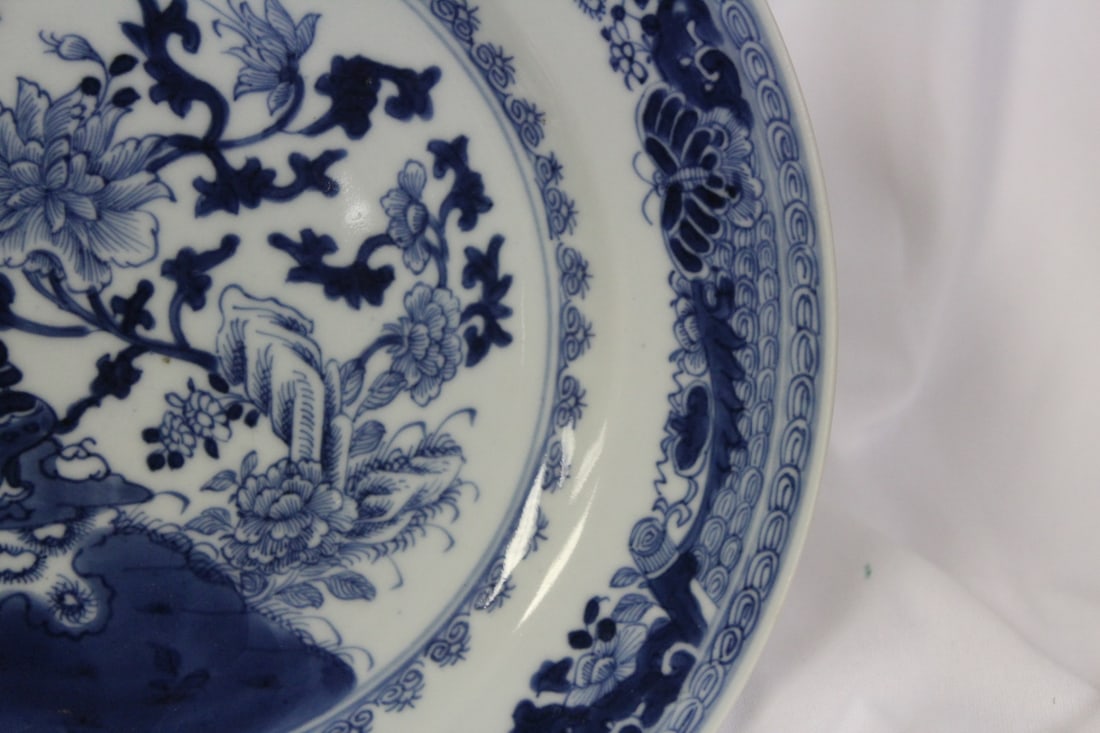 An Antique Chinese Blue and White Export Plate - 5