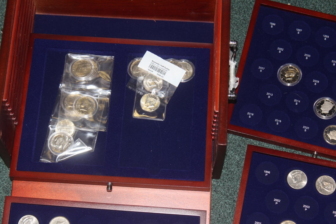 Kennedy Half Coin Cabinet - 5