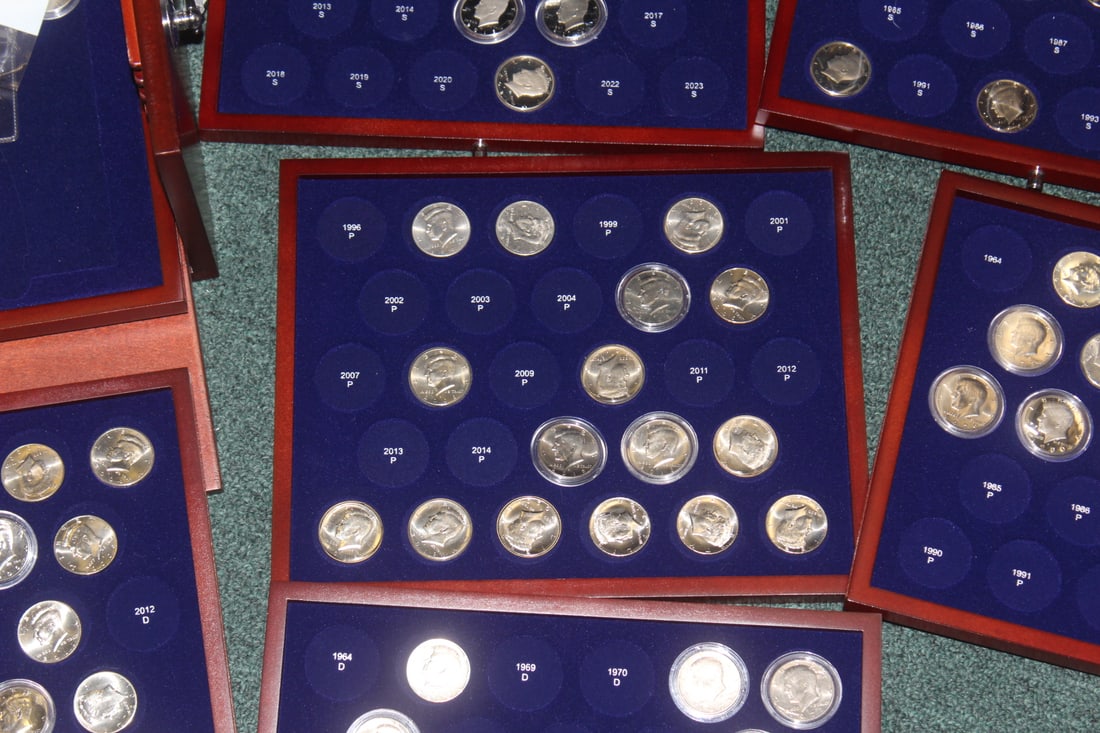 Kennedy Half Coin Cabinet - 8