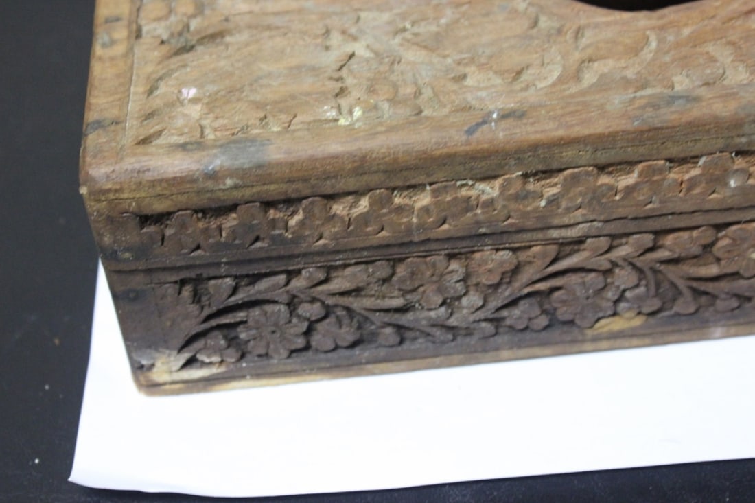 A Carved Wooden Tissue Box - 4