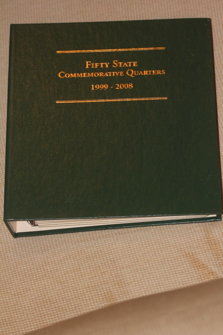 Fifty States Commemorative Quarters: 1999 - 2008 - inside a binder - full - 100 quarters total