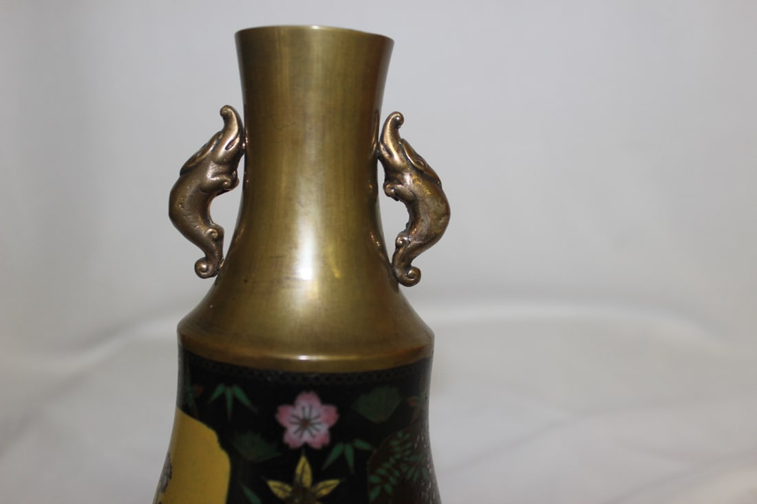 A Japanese Cloisonne Vase - 4