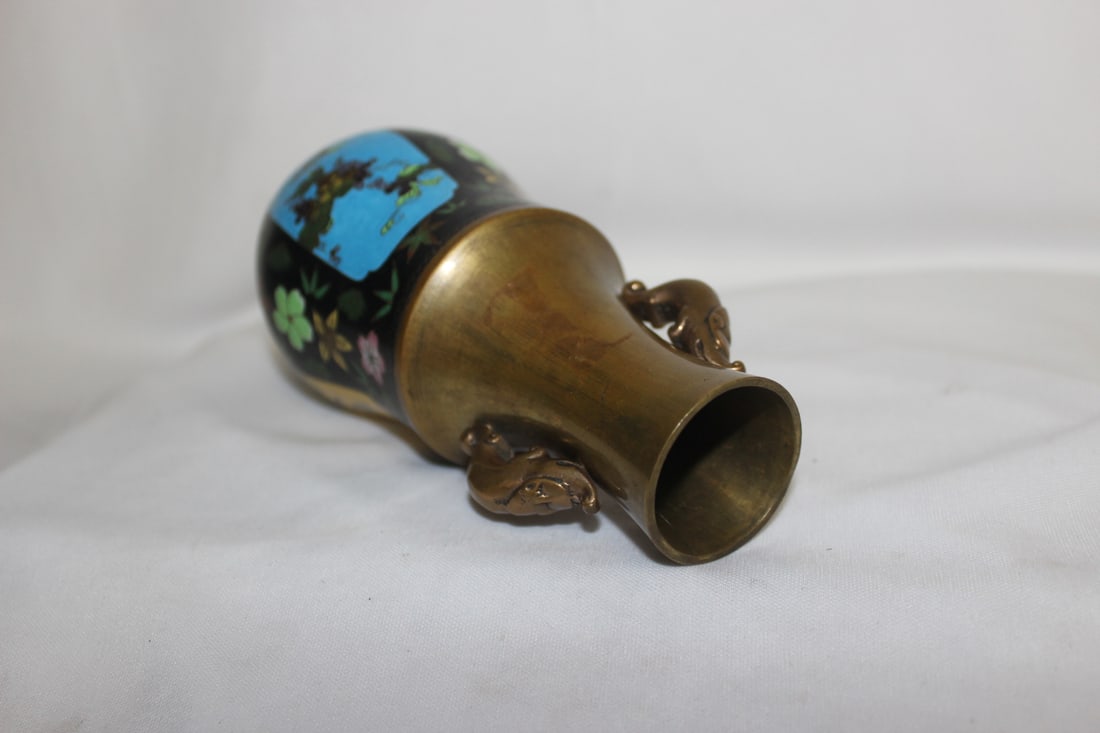 A Japanese Cloisonne Vase - 5