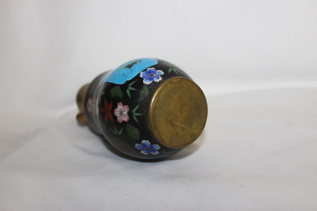 A Japanese Cloisonne Vase - 6