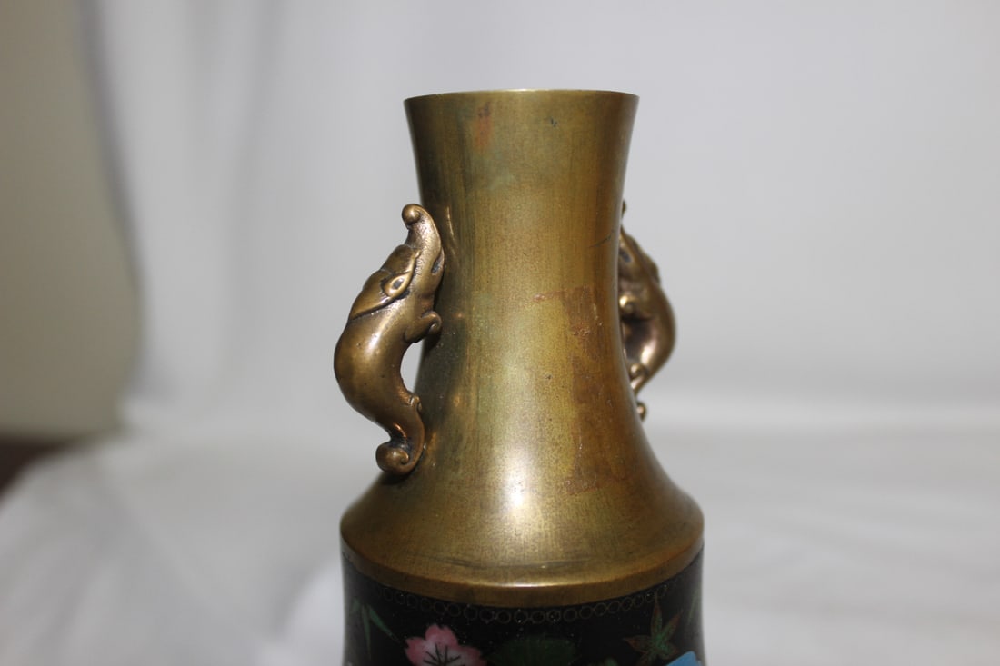 A Japanese Cloisonne Vase - 8