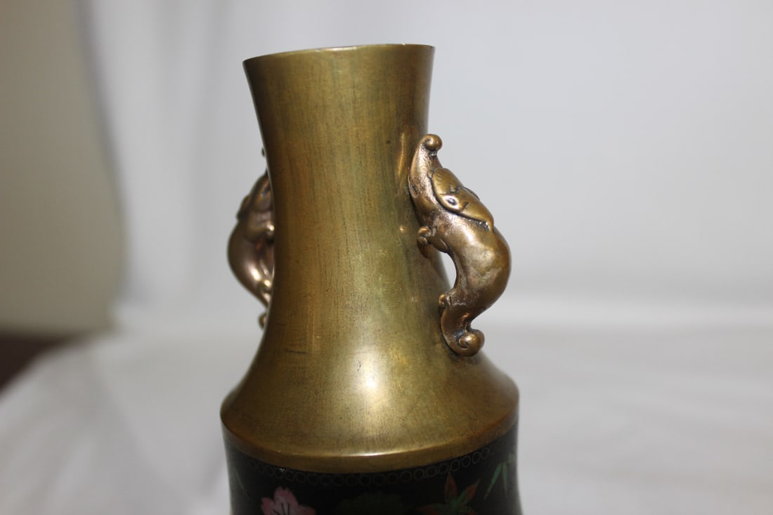 A Japanese Cloisonne Vase - 9