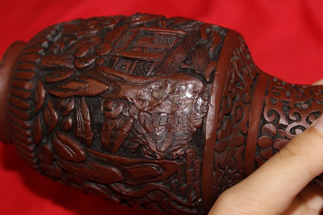 An Antique Lacquer Cinnabar Vase - 5