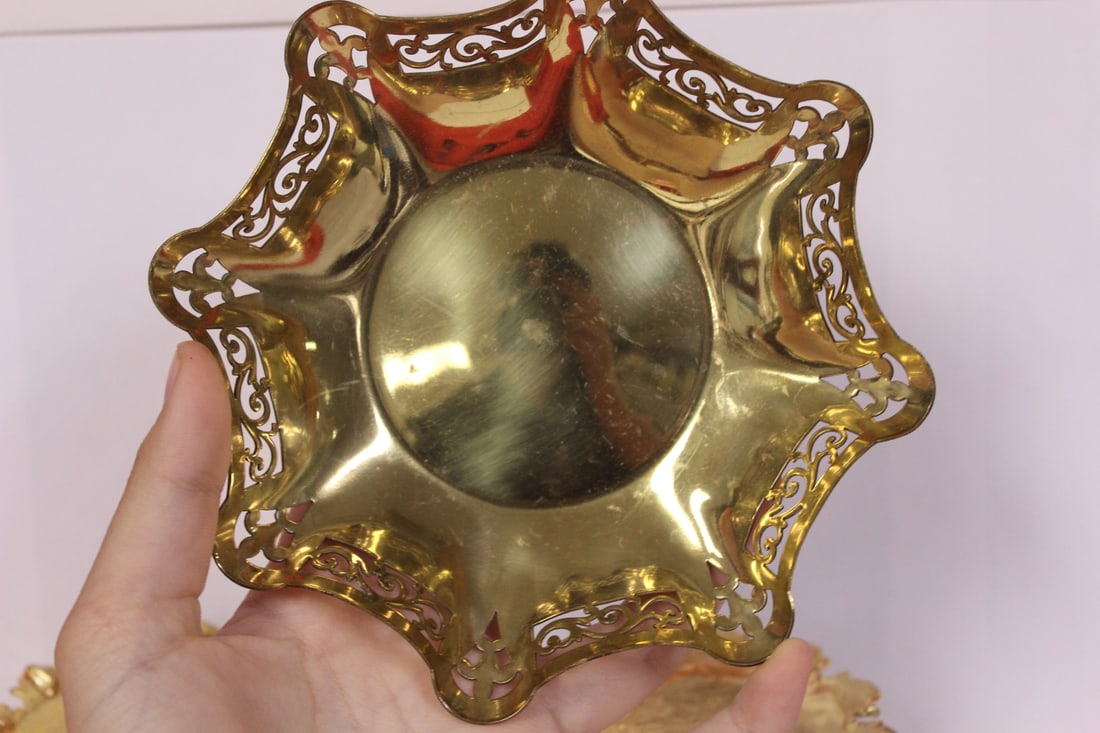 Lot of 4 Brass/Glass Articles - 4