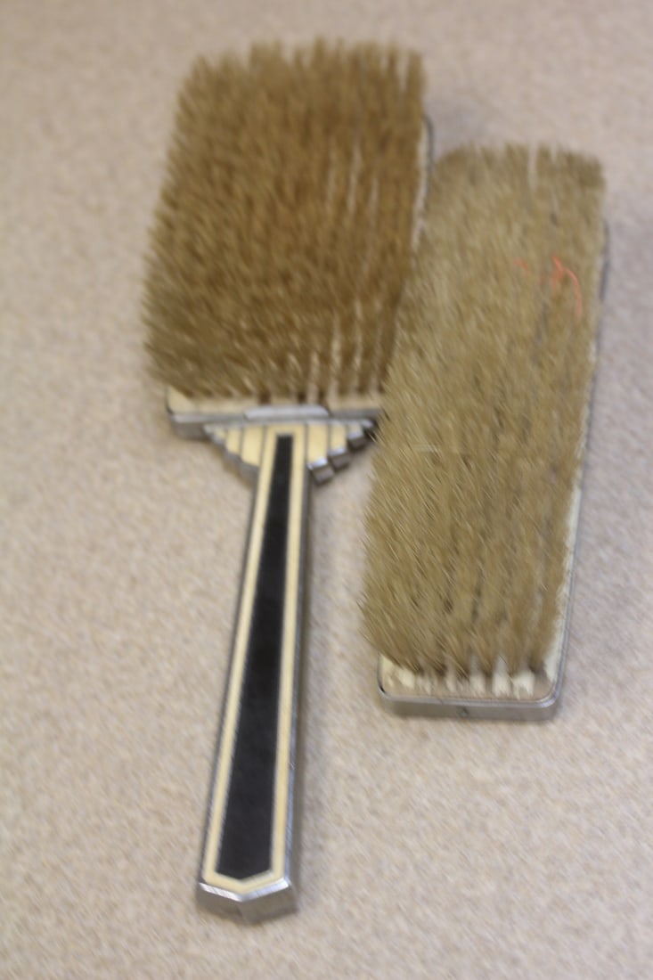 Lot of 2 Art Deco Period Brushes - 3