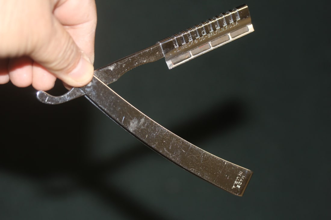 Weck Straight Razor: as shown