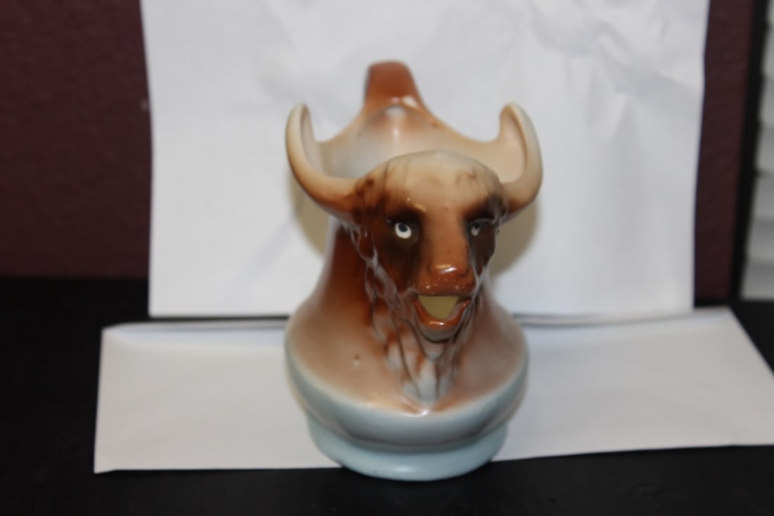 An Austrian Lamb Cup - Vintage - 2