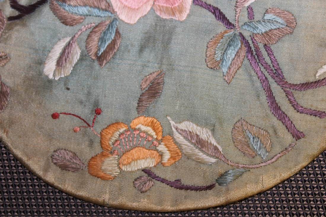 An Antique Chinese Silk - 3