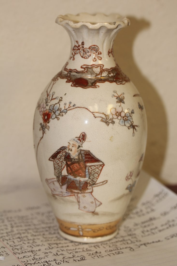 Antique Japanese Satsuma Warrior Vase - 3
