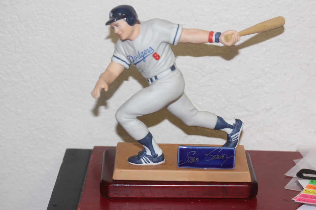 Sport Impressions Steve Garvey Figurine (1 of 11)