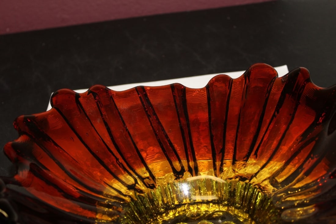 A Signed Art Glass Bowl - Made by Humpilla Company - 6