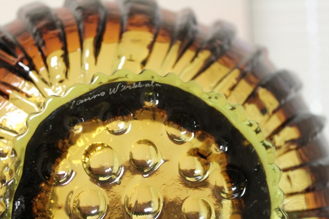 A Signed Art Glass Bowl - Made by Humpilla Company - 7