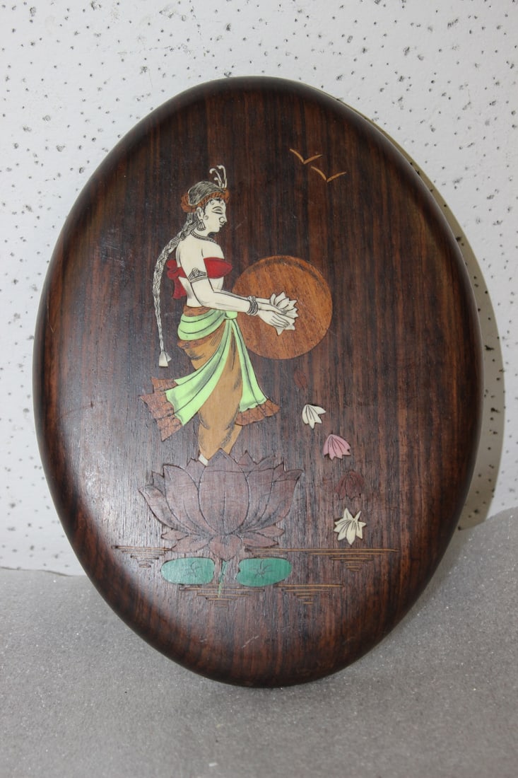 A Vintage Exotic Wood Wall Hanger: 8 1/8" in length - solid wood - nicely done