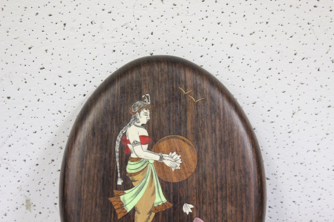 A Vintage Exotic Wood Wall Hanger - 2