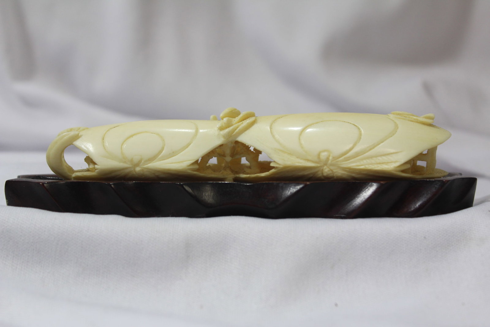 A Well Carved Bone Clam Shell - 3