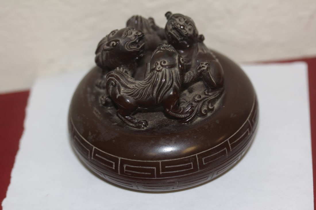 Chinese Foo Lion Form Ink Cake - 2