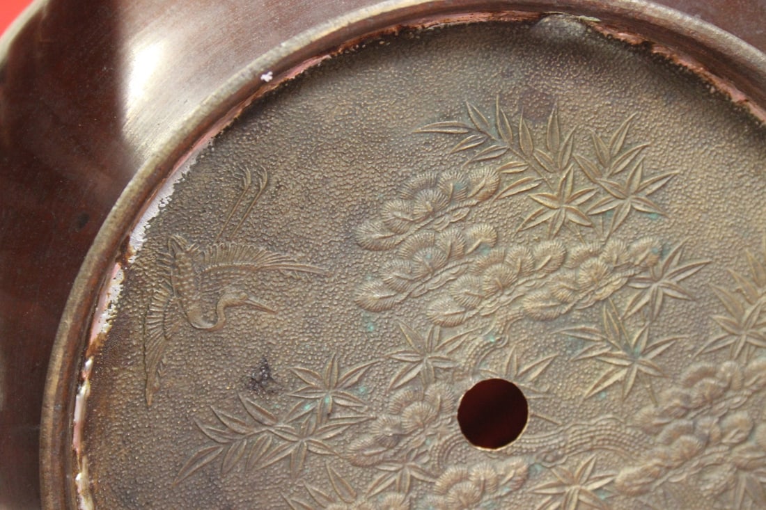 A Chinese/Oriental Bronze Vase - 10