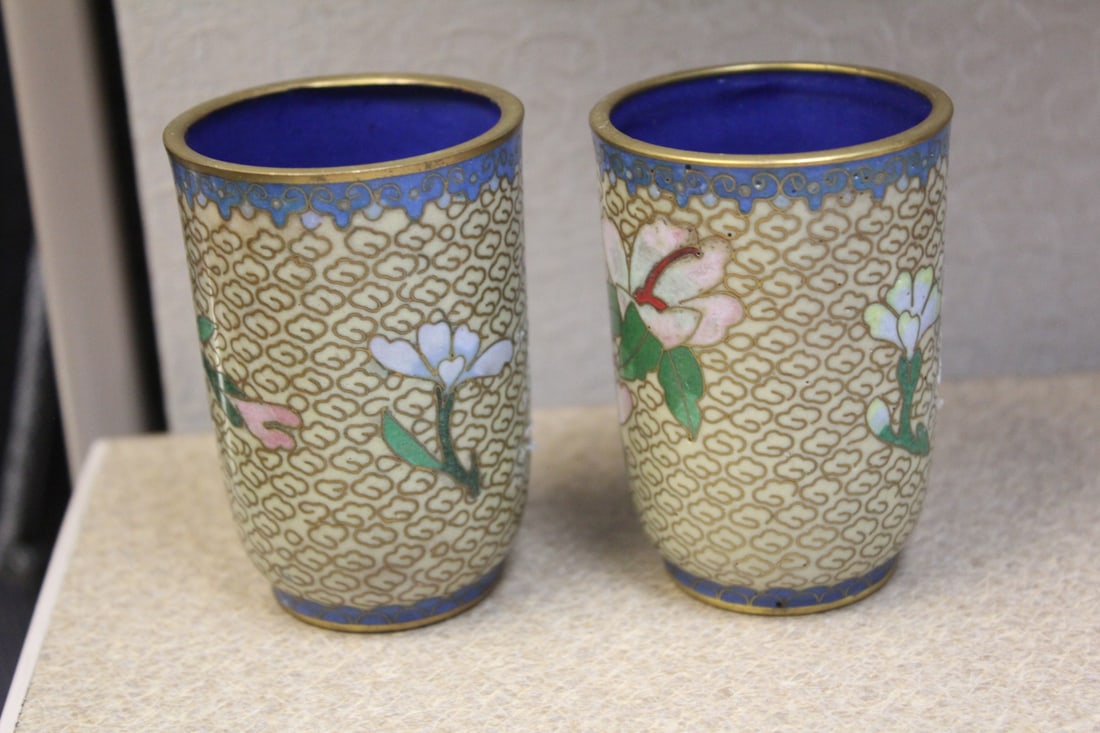 Set of 2 Chinese Cloisonne Cups - 2