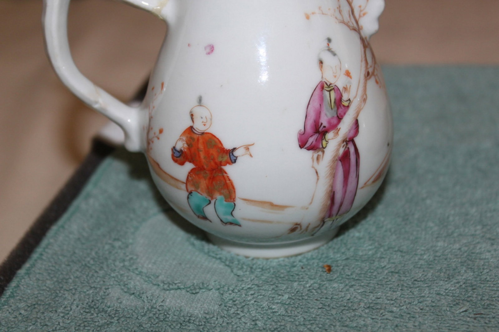 Antique Chinese 2 Export Creamers - 5
