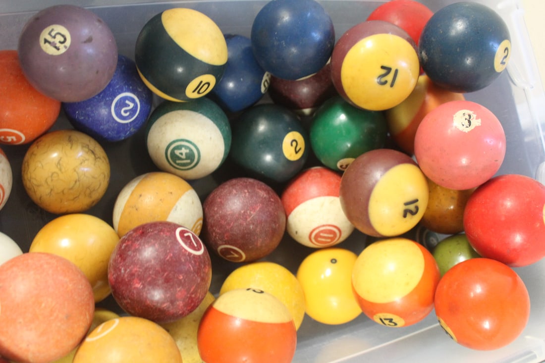 Antique/Vintage Billard/Cue Balls - 7