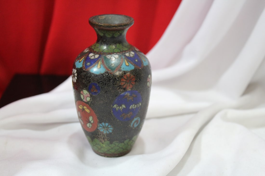 An Antique Japanese Cloisonne Vase - 5
