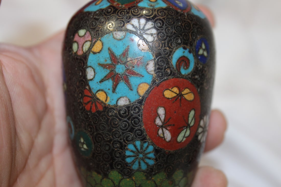 An Antique Japanese Cloisonne Vase - 8